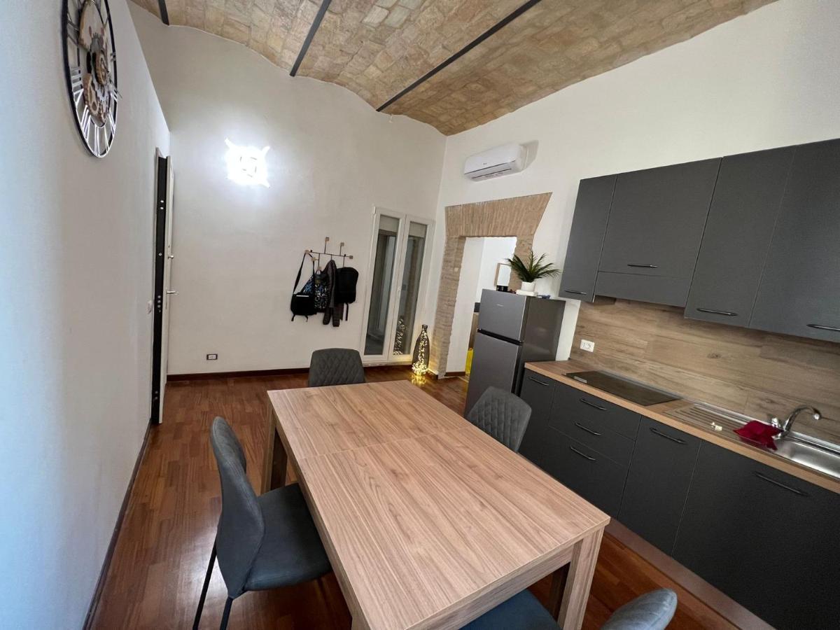 Starhome Colosseo Rome Bagian luar foto
