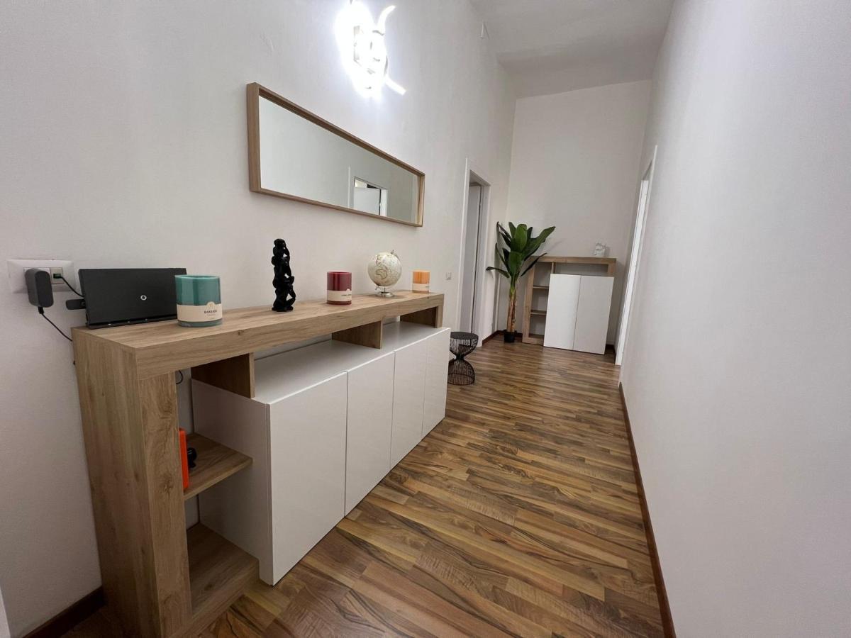 Starhome Colosseo Rome Bagian luar foto